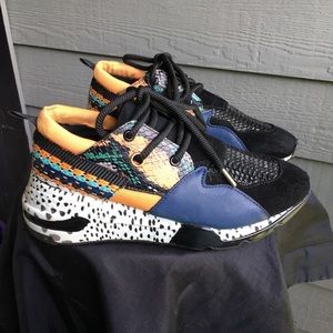 Steve Madden Sneakers